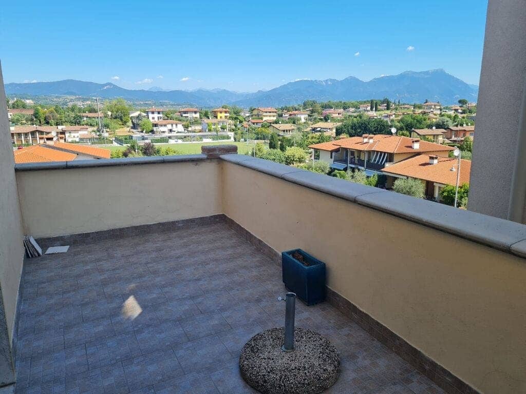 3 Zimmer Wohnung renoviert mit Terrasse und Parkplatz im Stadtzentrum  Moniga del Garda - 13
